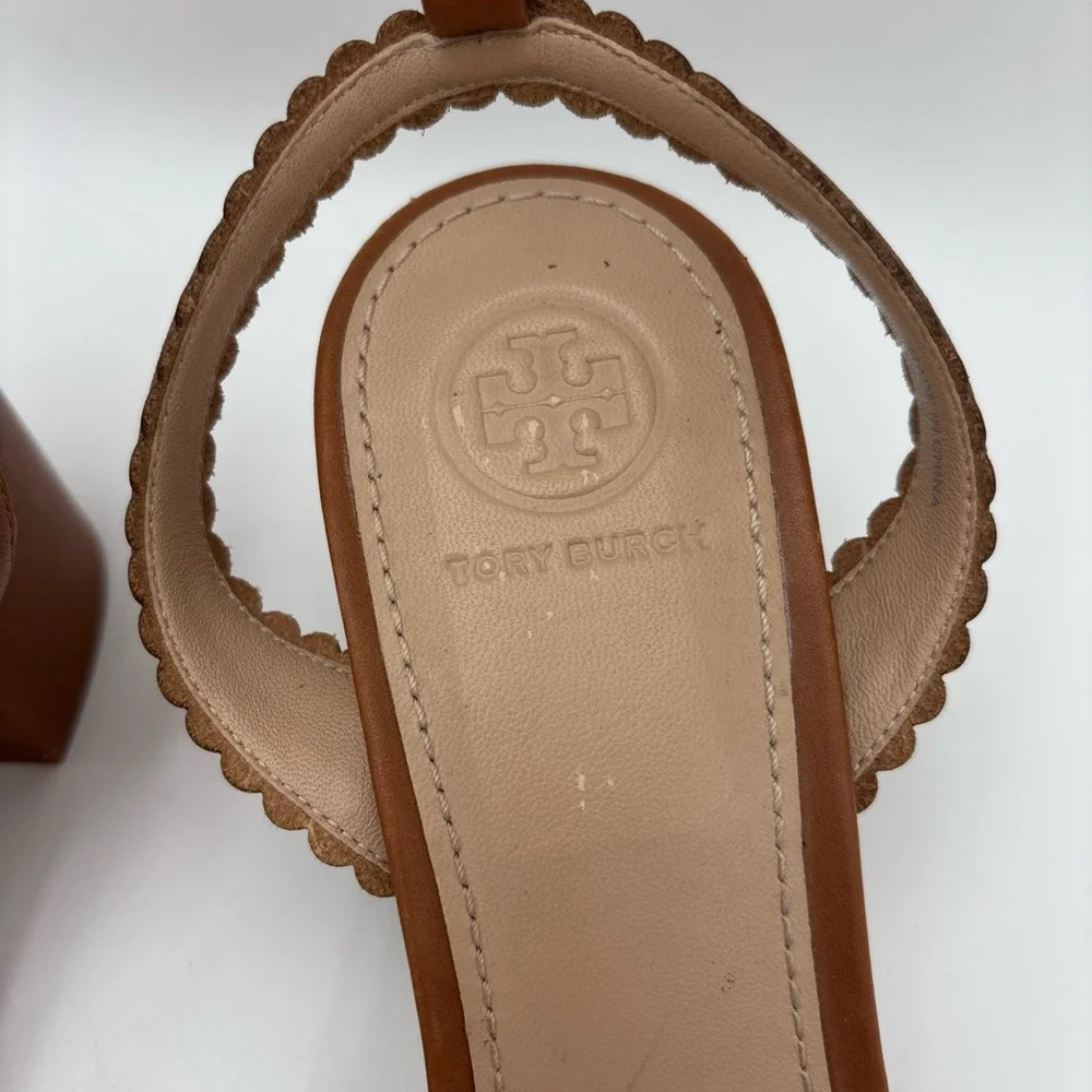 Tory Burch‎ Tan Heels with Floral Accents